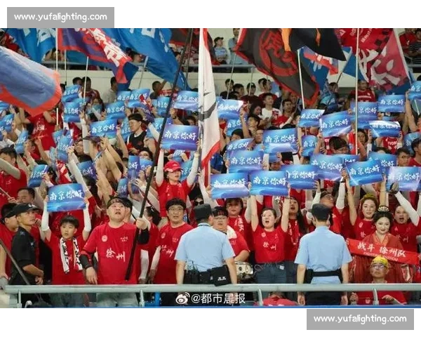 最红啦啦队出征苏超！激情助威点燃绿茵场